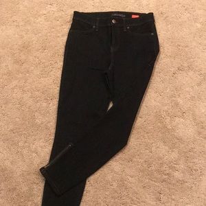 Level 99 Tanya High Rise Crop w/ zippers